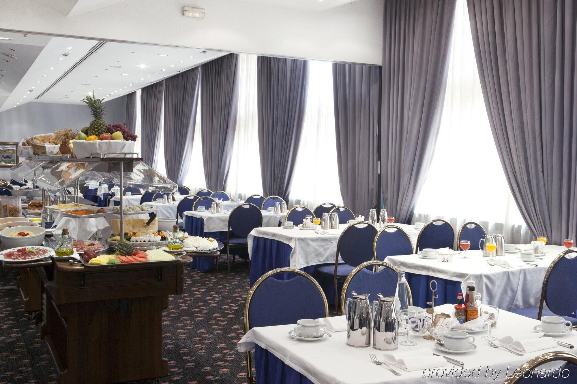 Husa Moncloa Madrid Restoran gambar