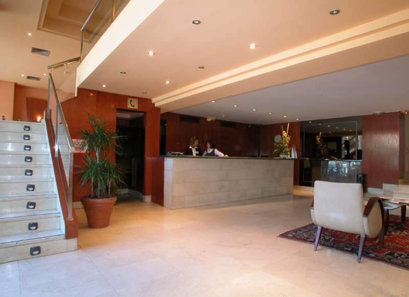 Husa Moncloa Madrid Luaran gambar